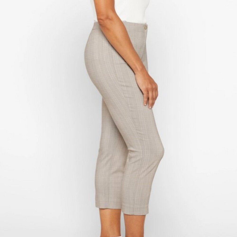 Violets & Roses Slim Pant - Picture 3 of 8